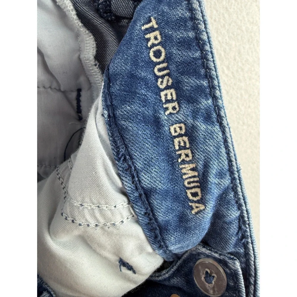 American Eagle Women 6 Trouser Bermuda Shorts Blue Stretch Denim Elastic Back